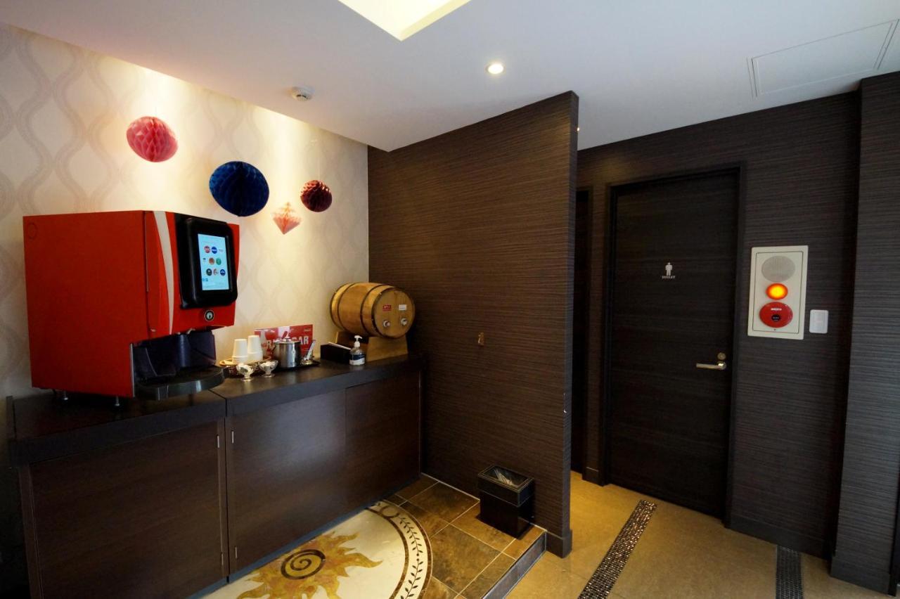 Hotel Lei (Adults Only) فوناباشي المظهر الخارجي الصورة
