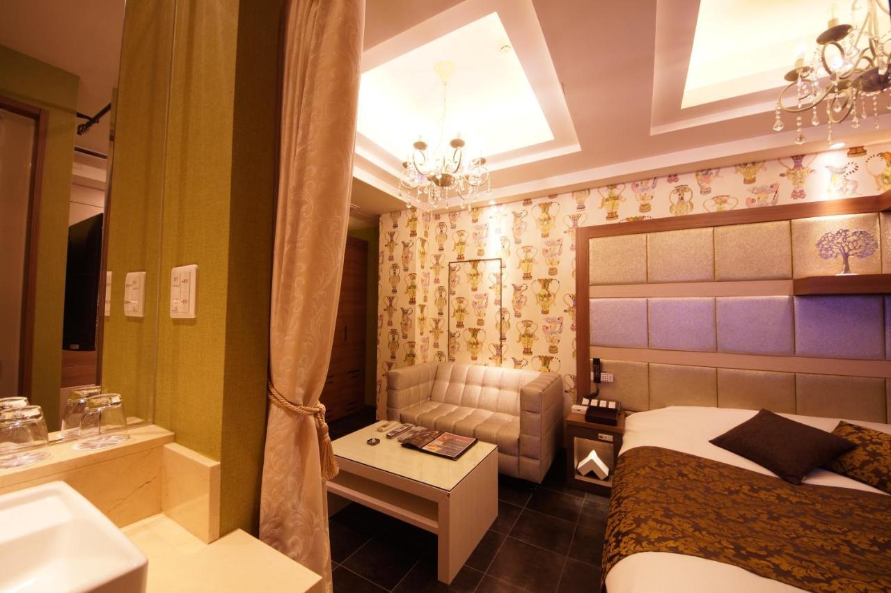 Hotel Lei (Adults Only) فوناباشي المظهر الخارجي الصورة